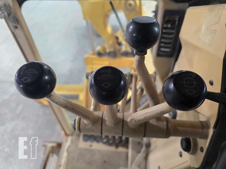 1999-caterpillar-120h-vhp-image-16