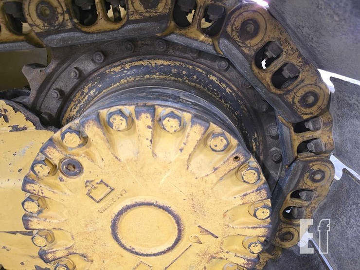 2021-caterpillar-d3-lgp-image-25