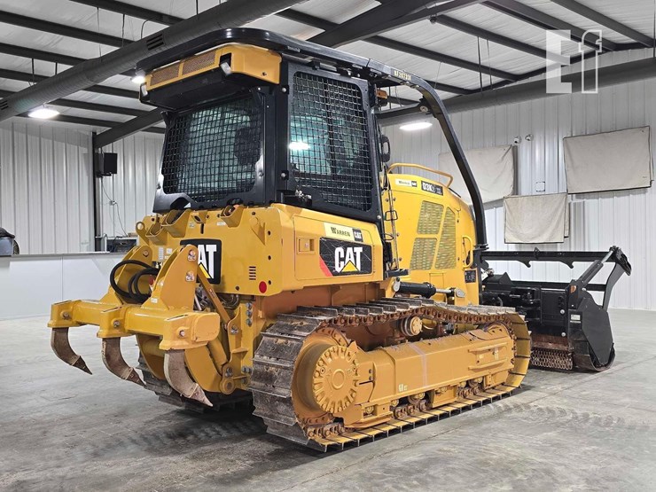 2020-caterpillar-d3k2-xl-image-3