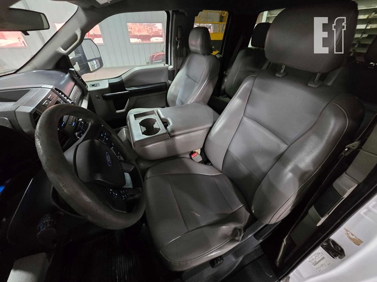 2018-ford-f350-image-9