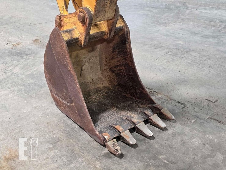 2004-deere-310sg-image-14