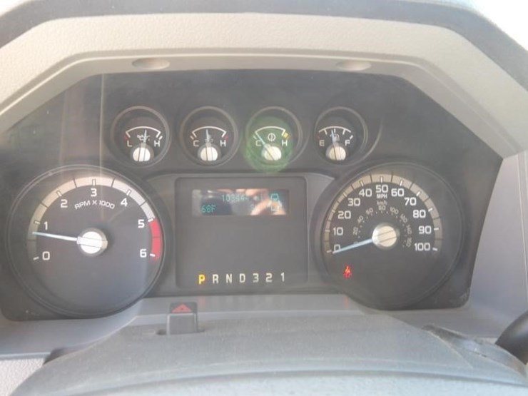 2015-ford-f450-xlt-image-30