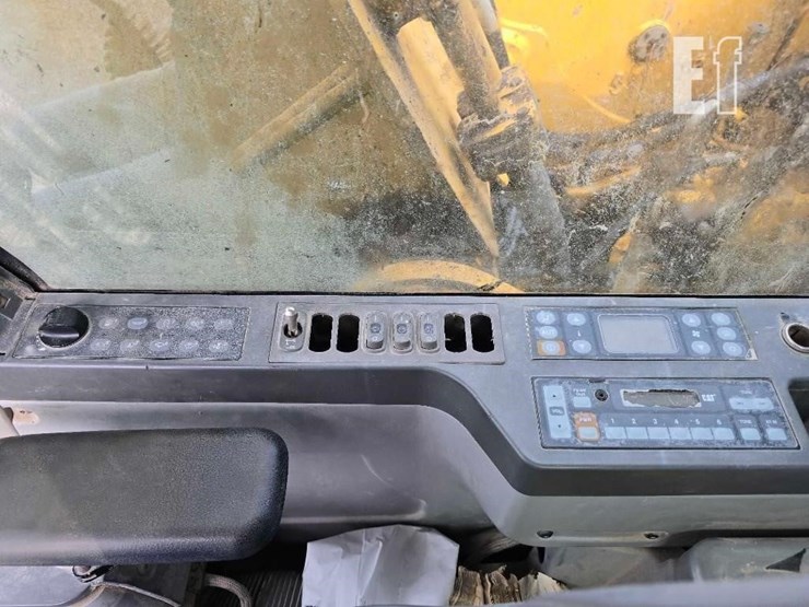 2014-caterpillar-320el-image-19