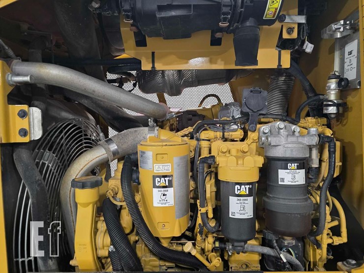 2020-caterpillar-d3k2-xl-image-29