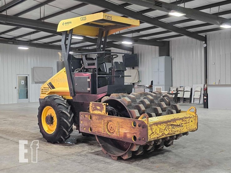 2014-bomag-bw145pdh-40-image-2