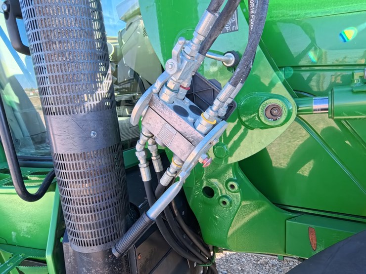 #1051-•-john-deere-6140m-tractor-image-62