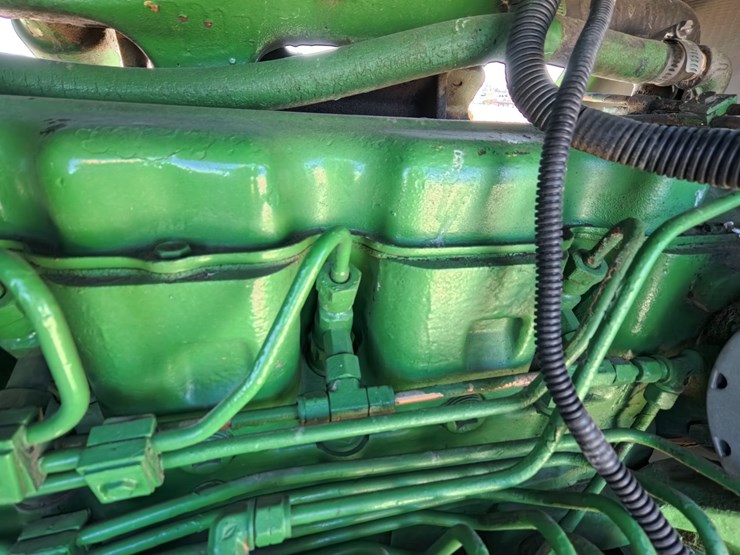 #1043-•-john-deere-4440-tractor-image-71