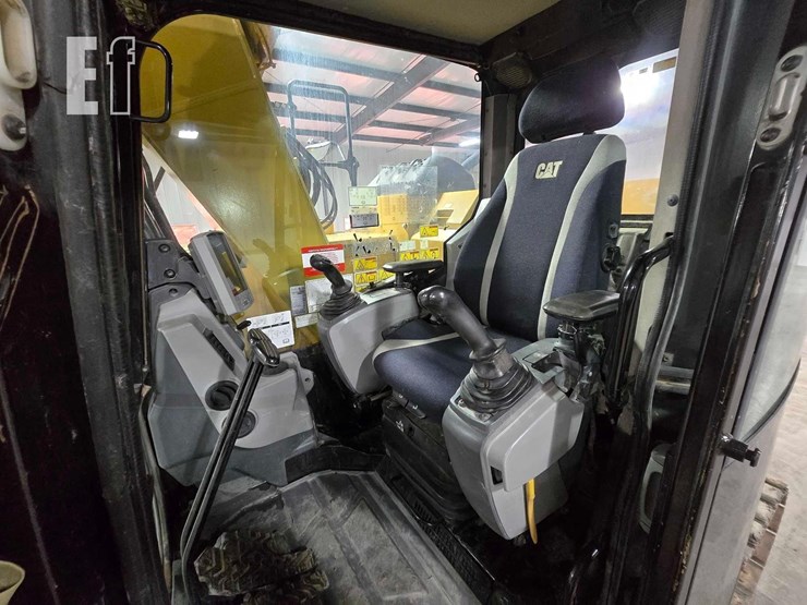 2019-caterpillar-315f-lcr-image-18