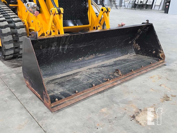 2023-jcb-1cxt-image-10