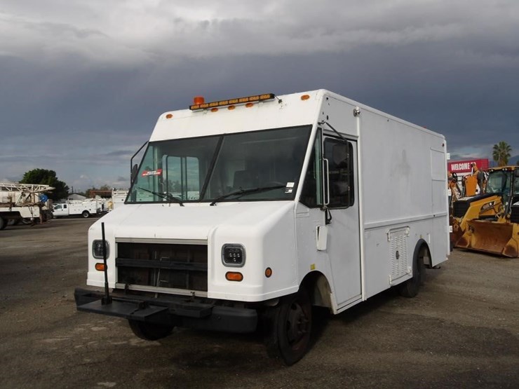 2002-workhorse-p42-image-2