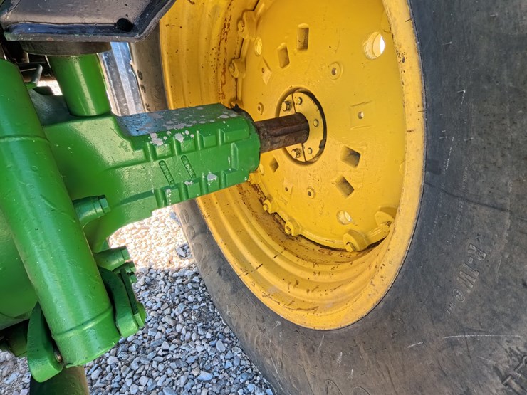 #1043-•-john-deere-4440-tractor-image-60