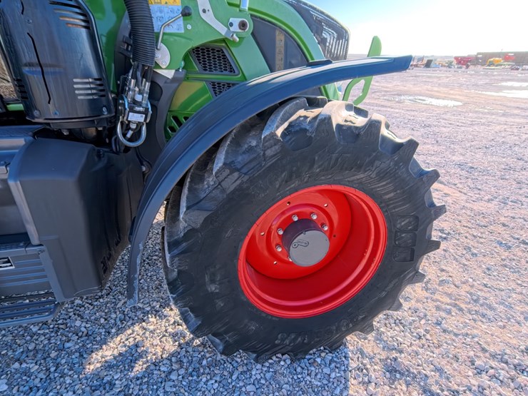 #1064-•-2023-fendt-514-vario-tractor-image-72