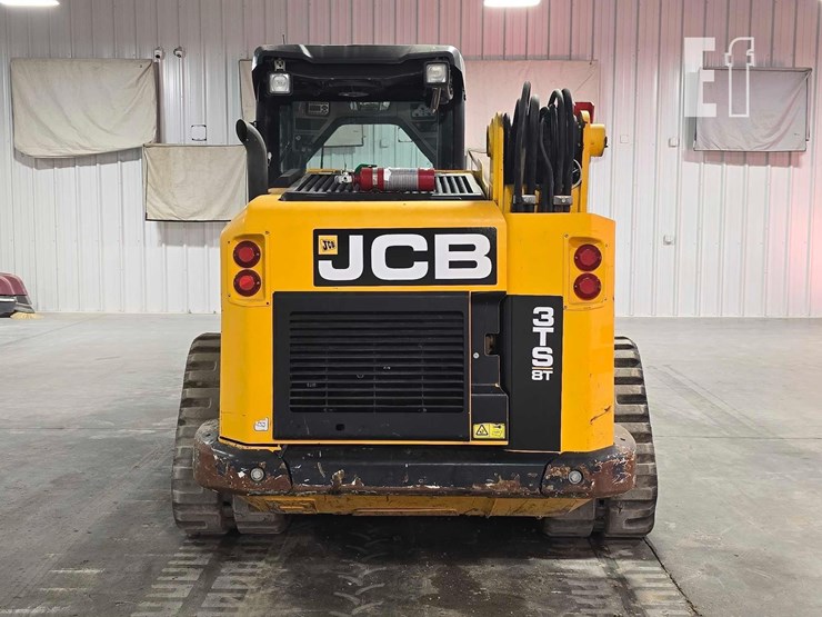 2021-jcb-3ts-8t-image-8