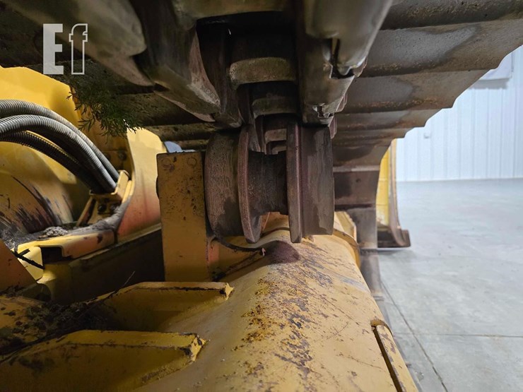 2021-caterpillar-d4-lgp-image-37