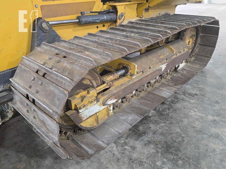2020-deere-650k-image-30