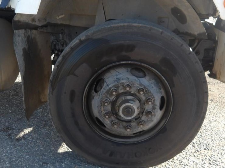 2002-international-5500i-dump-truck-image-6