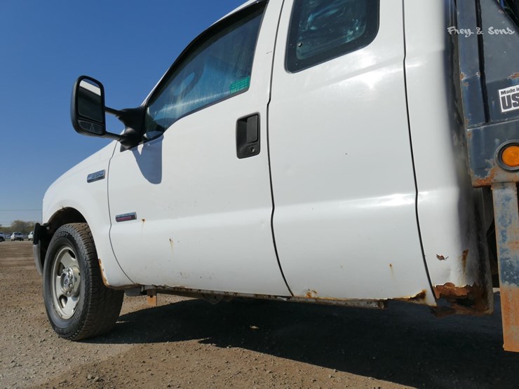 2007-ford-f350-image-10