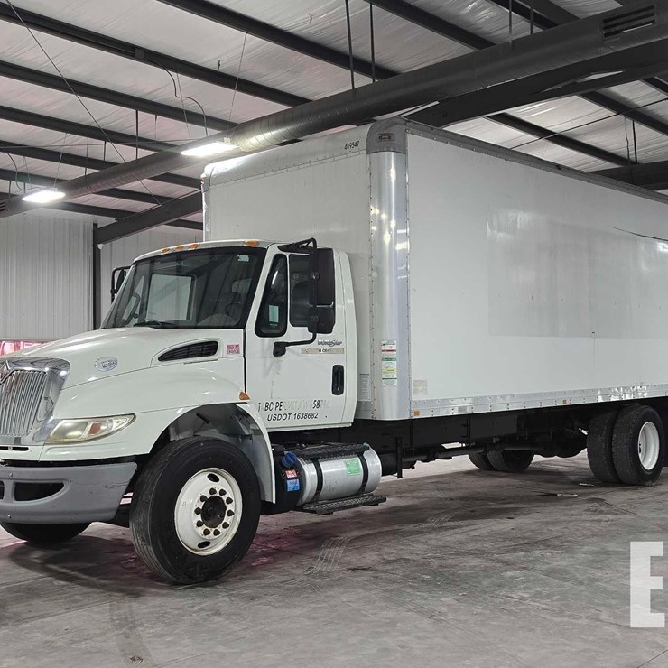 2015 INTERNATIONAL DURASTAR 4300