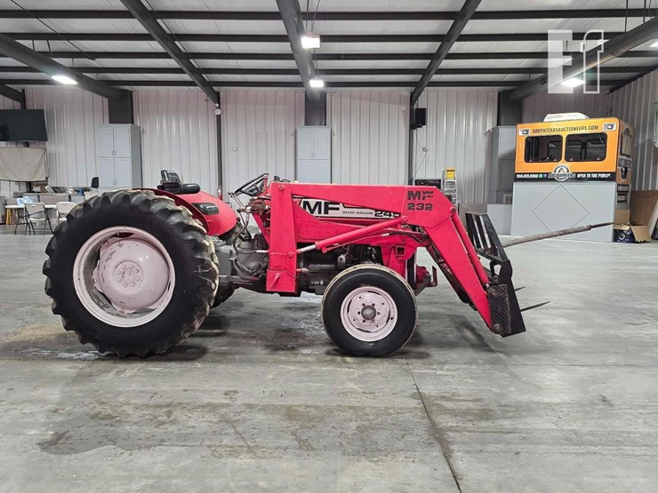 massey-ferguson-245-image-6