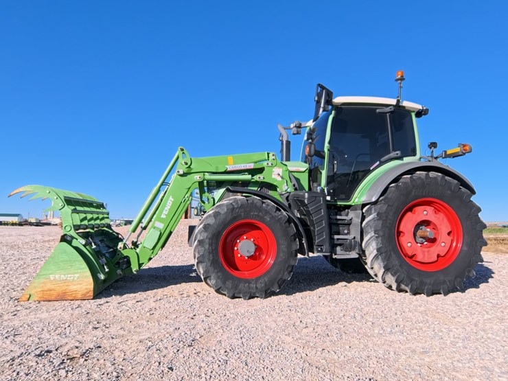 #1064-•-2023-fendt-514-vario-tractor-image-1
