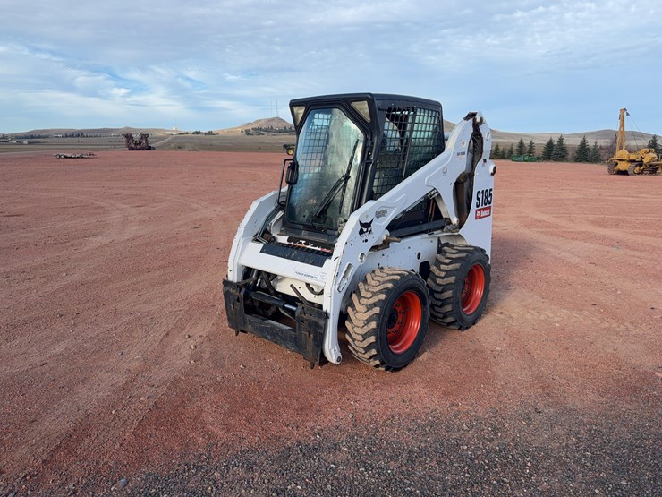 2008-bobcat-s185-skidsteer-image-1