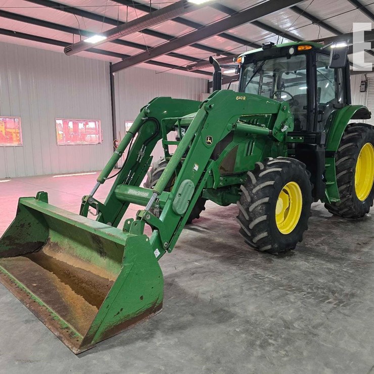 2018 JOHN DEERE 6130M