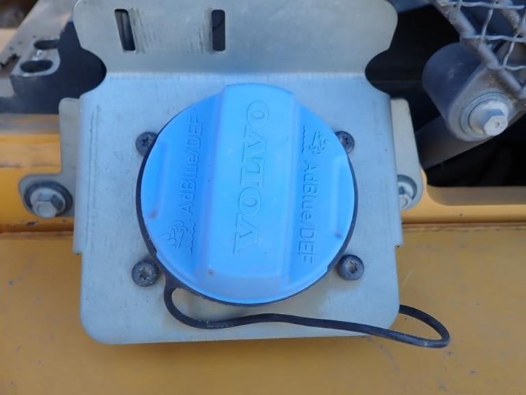 2018-volvo-l90h-wheel-loader-image-14