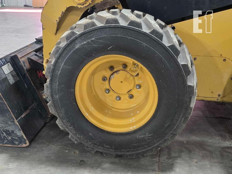 2022-caterpillar-226d3-image-25