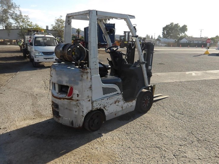 2017-unicarriers-mcp1f2a25lv-forklift-image-3
