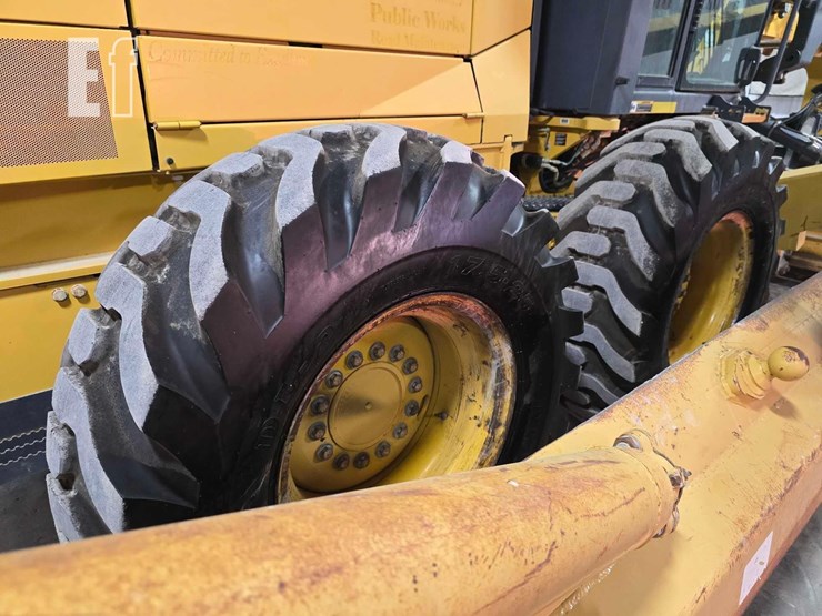 2018-deere-770g-image-35