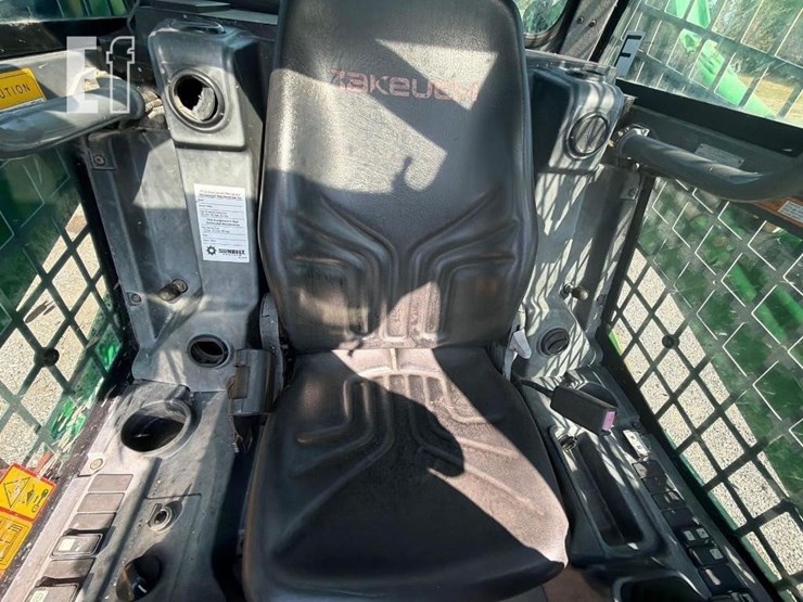 2019-takeuchi-tl10v2-image-31