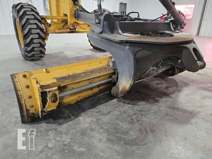 2018-deere-770g-image-12