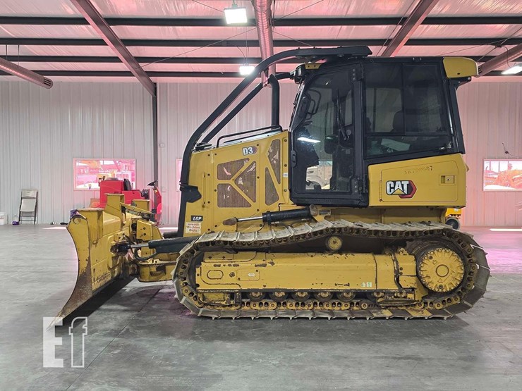2021-caterpillar-d3-lgp-image-5