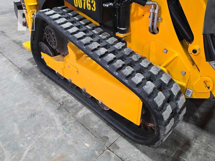 2023-jcb-1cxt-image-36