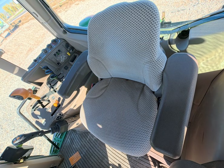 #1051-•-john-deere-6140m-tractor-image-28