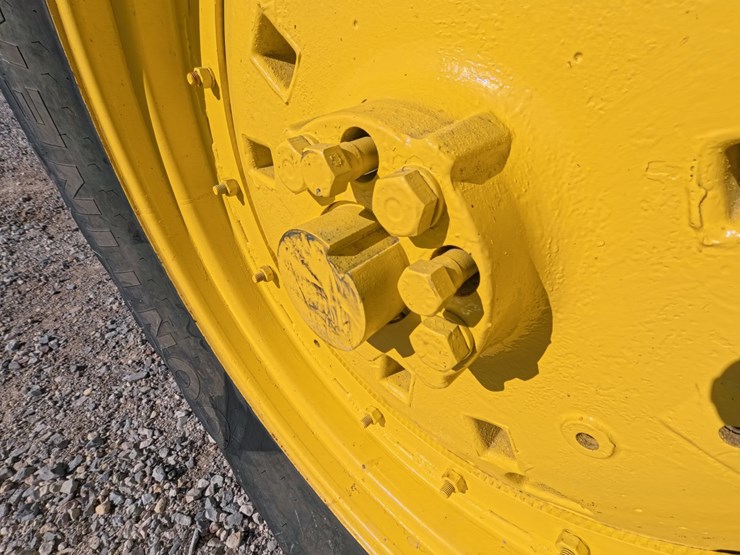 #1043-•-john-deere-4440-tractor-image-52