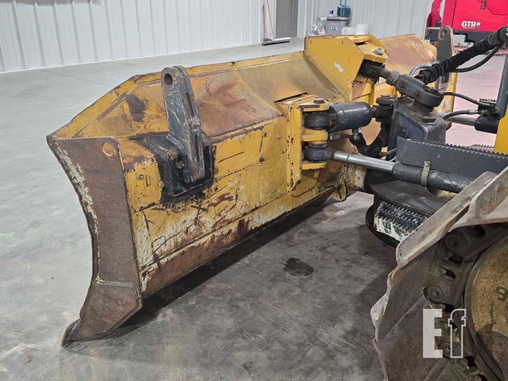 2020-deere-650k-image-12