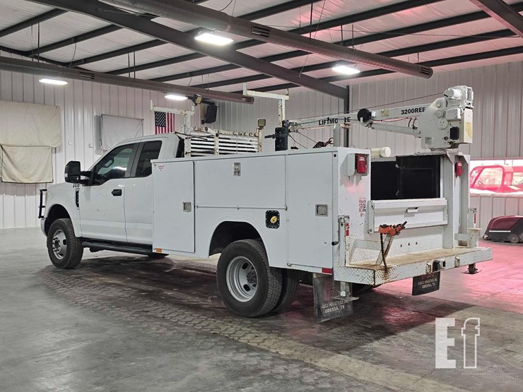 2018-ford-f350-image-4