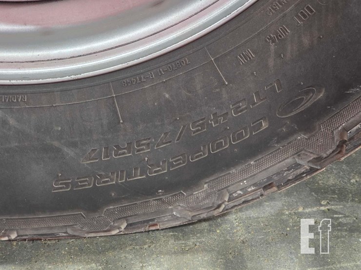2018-ford-f350-image-26