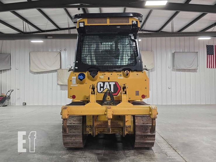 2023-caterpillar-d1-image-8