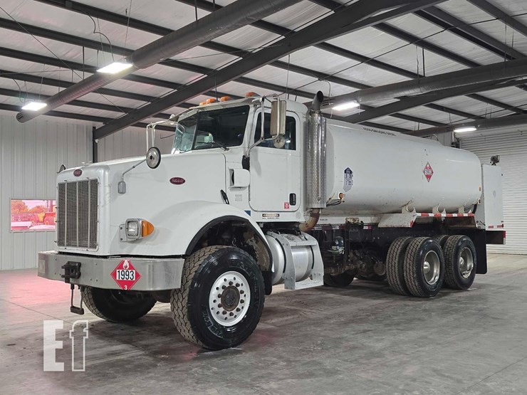 2005-peterbilt-357-image-1