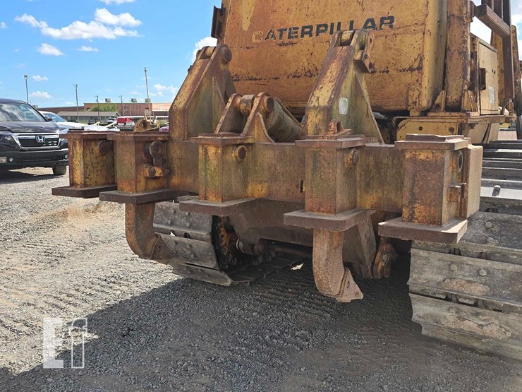 caterpillar-d6d-image-13