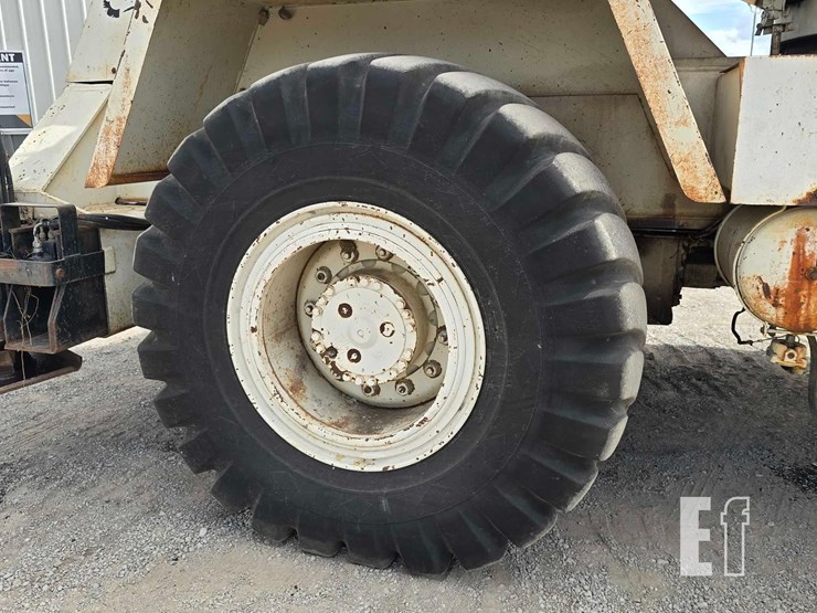 p&h-century-rough-terrain-crane-3720-image-22