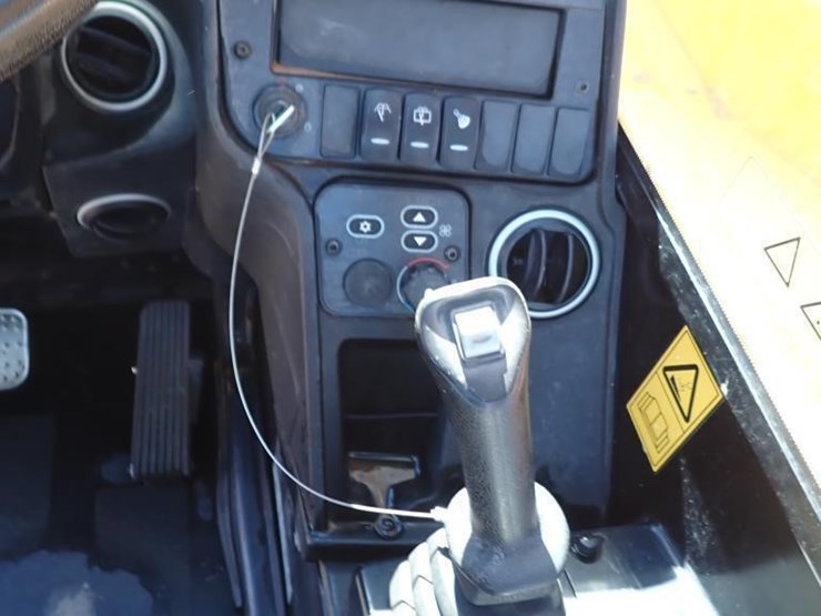 2019-jcb-509.42f-telescopic-reachlift-image-20