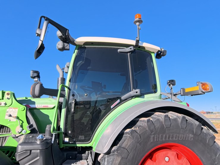 #1064-•-2023-fendt-514-vario-tractor-image-25