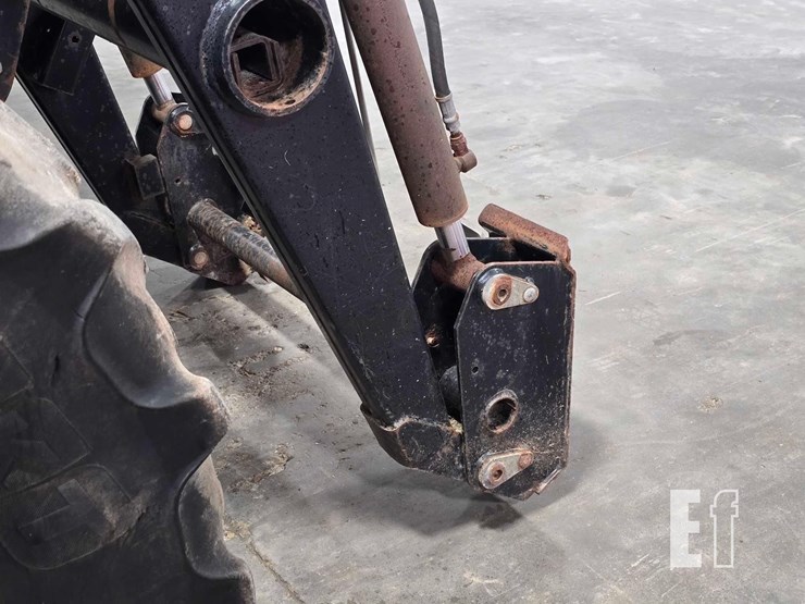 case-ih-farmall-95-image-11