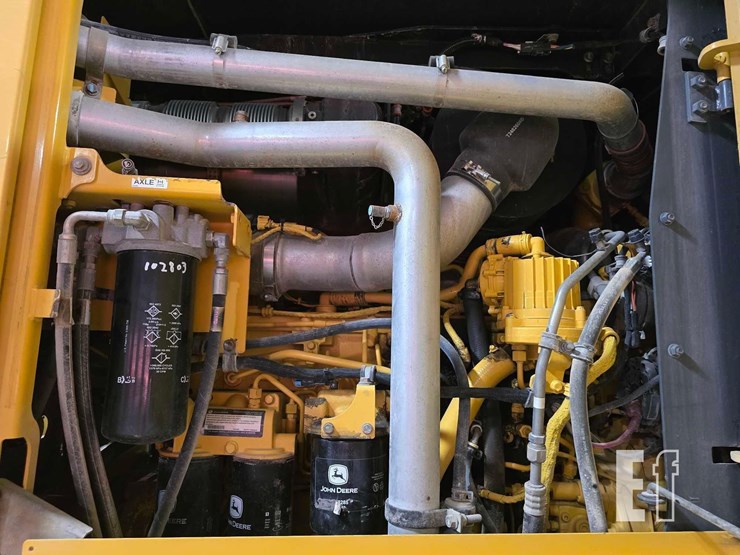 2012-deere-672g-image-25