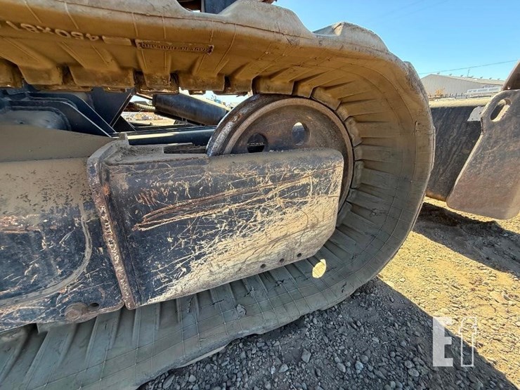2019-jcb-85z-1-image-32