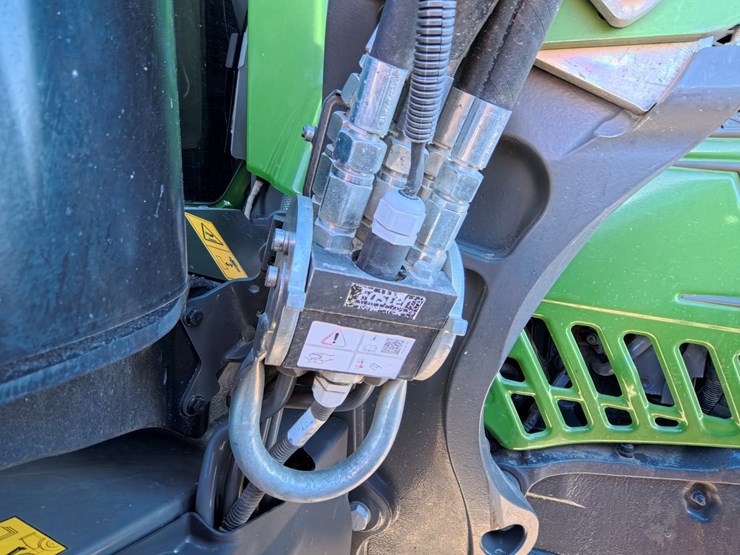 #1064-•-2023-fendt-514-vario-tractor-image-73