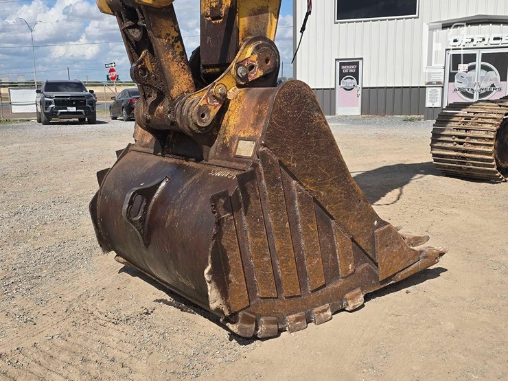 2014-caterpillar-336el-image-11